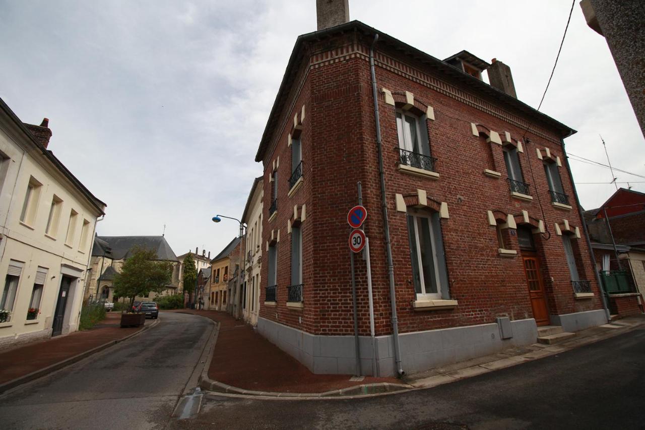 Appartement L'Athéna à La Fere Extérieur photo